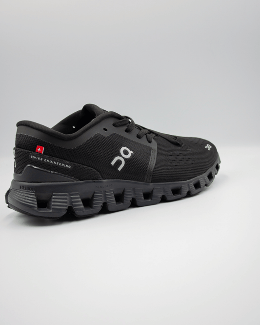On Cloud X 4 Eclipse/Black