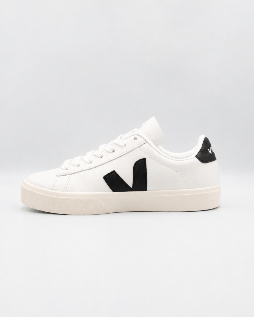 VEJA Campo Extra White Black