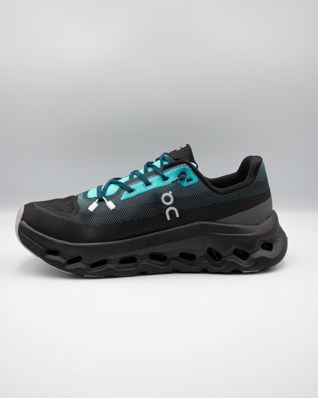 On Cloudtilt Black Aqua