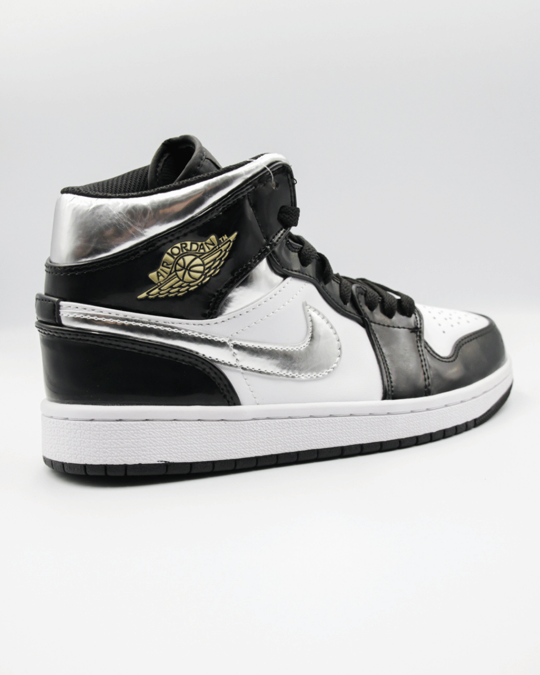 Air Jordan 1 Mid SE Patent Black White Metallic Silver