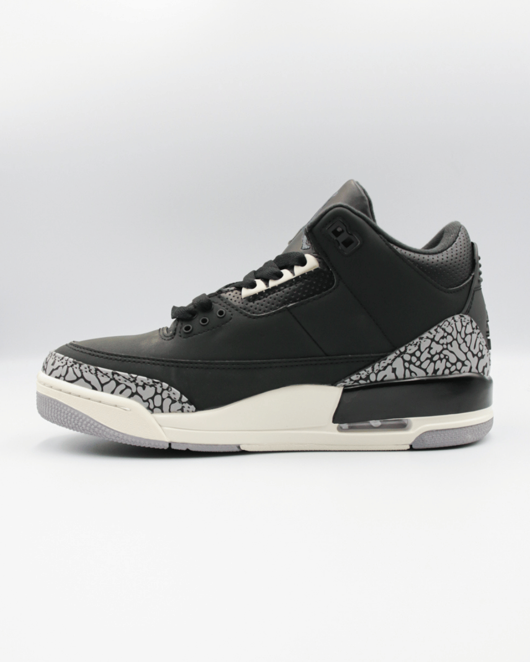 Air Jordan 3 Retro Off Noir