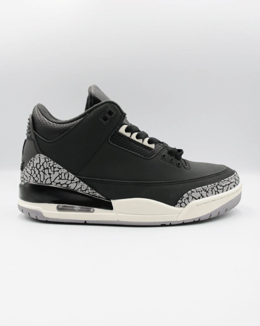 Air Jordan 3 Retro Off Noir