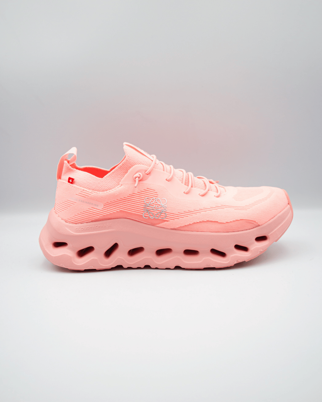 On Running x LOEWE Cloudtilt Wild Rose