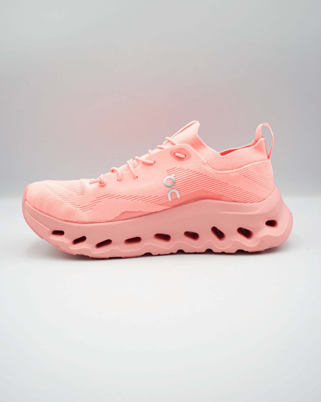 On Running x LOEWE Cloudtilt Wild Rose