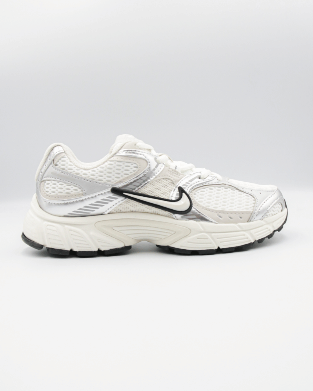 Nike V5 RNR White/Metallic Silver/Black
