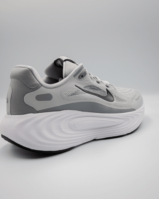 Nike Journey Run White/Metallic Silver