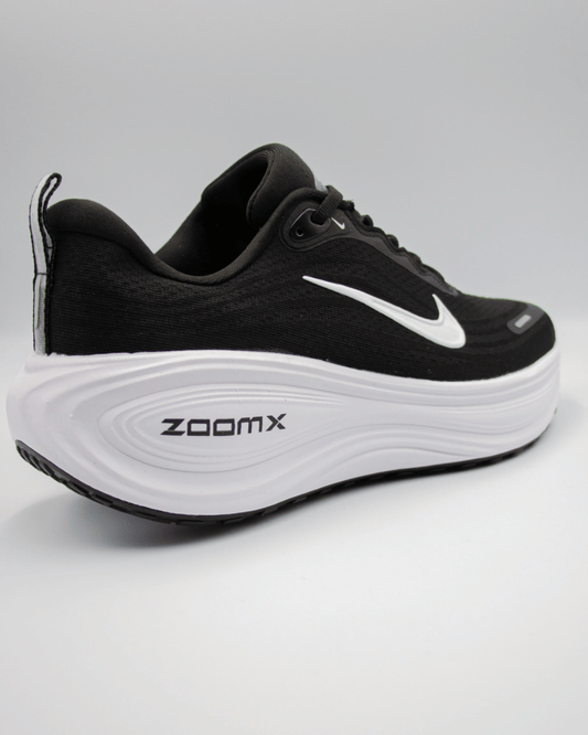 Nike Vomero Plus Black/White