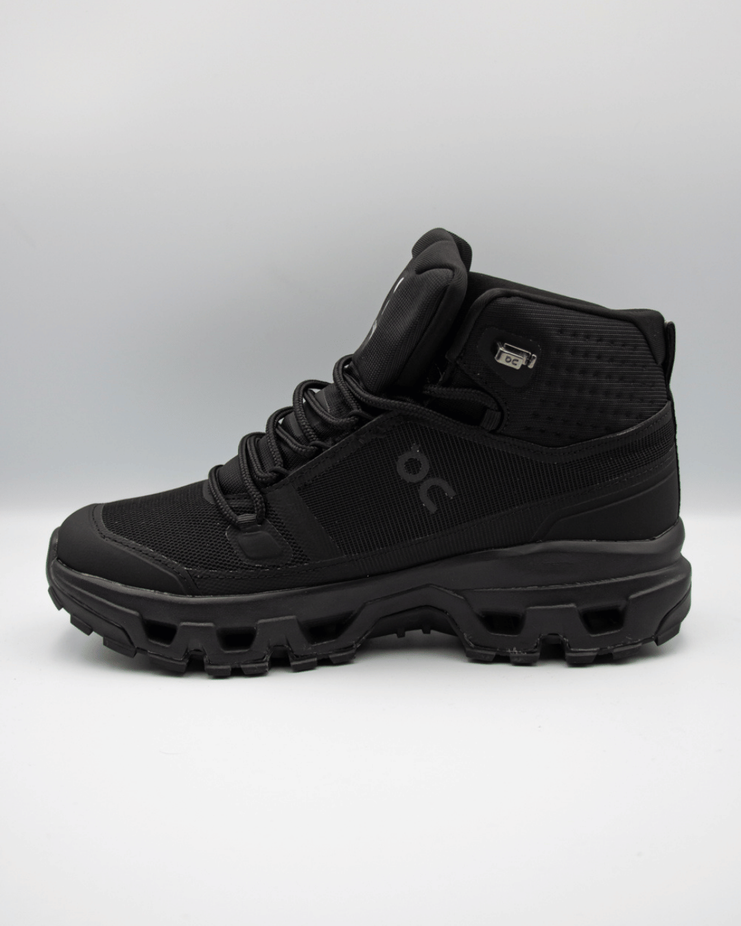 On Cloudrock Mid Waterproof Total Black