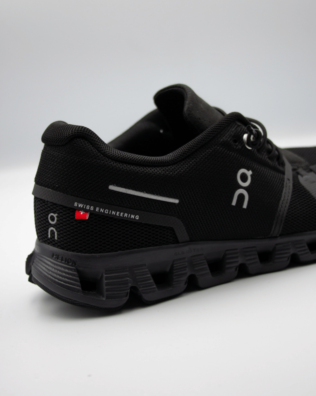 On Cloud 5 All Black