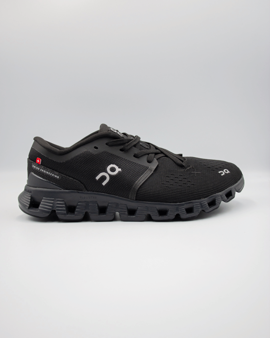 On Cloud X 4 Eclipse/Black