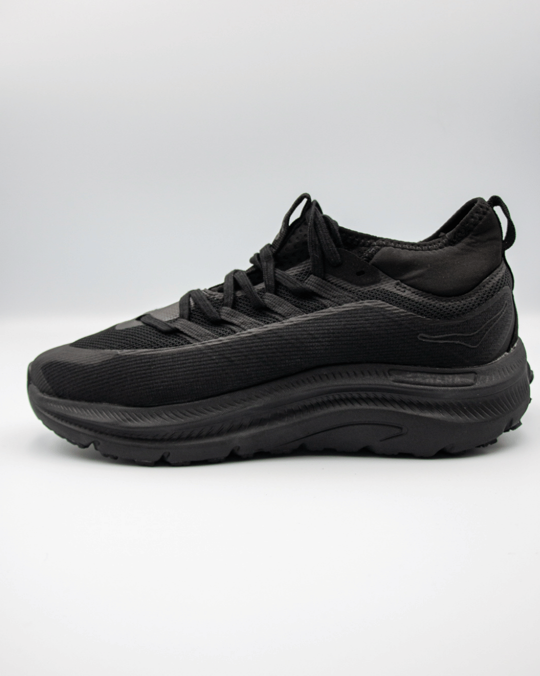 Hoka One One Kawana Mid Triple Black