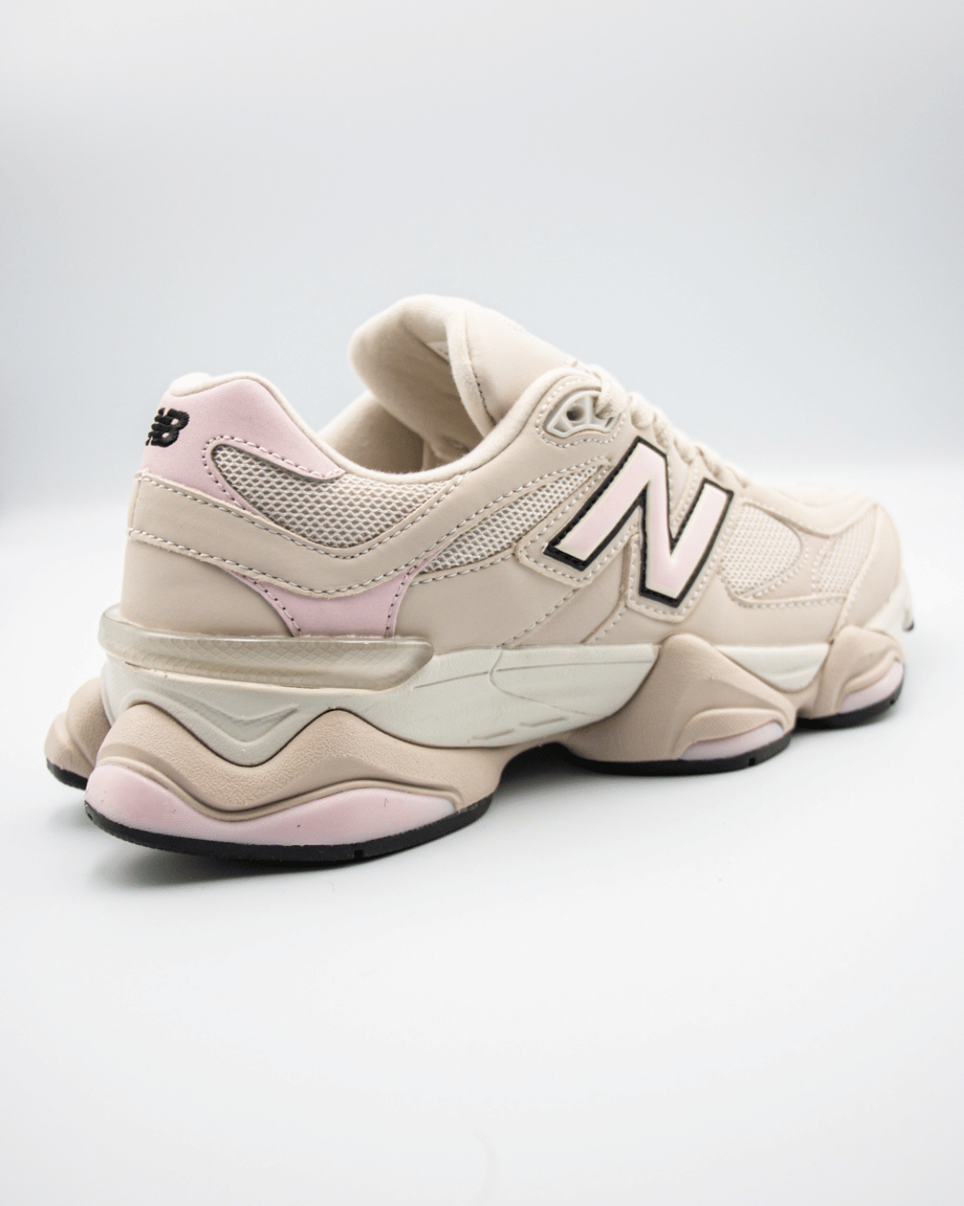 New Balance 9060 Linen/Light Pink