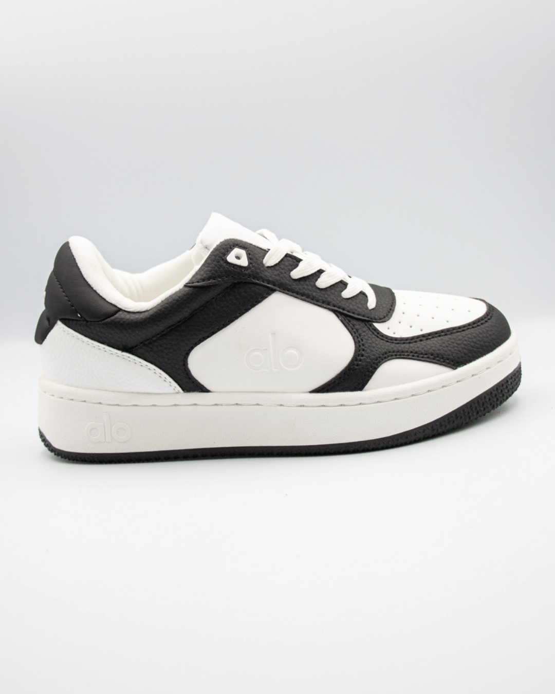 Alo Yoga Recovery Mode Black/White
