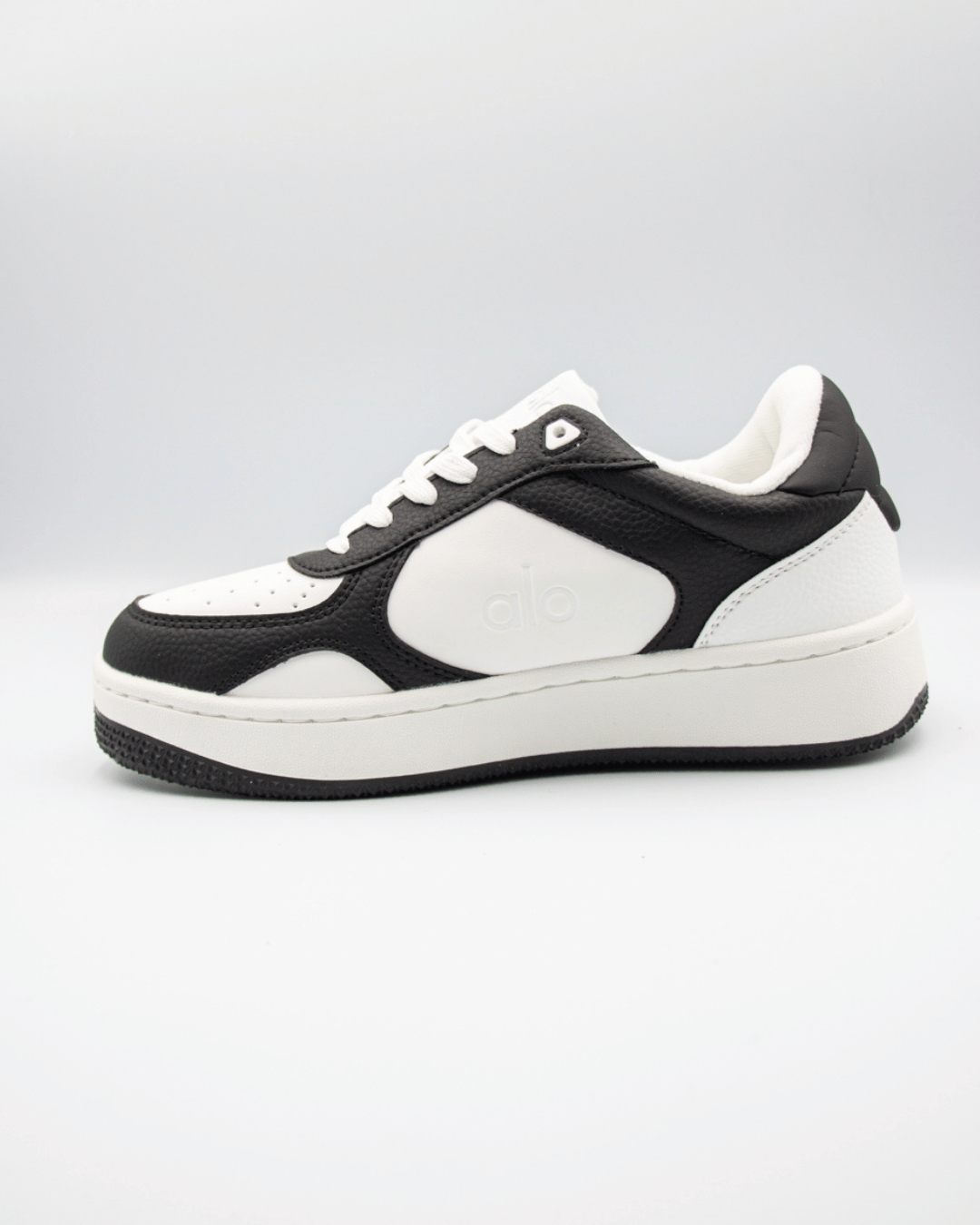 Alo Yoga Recovery Mode Black/White