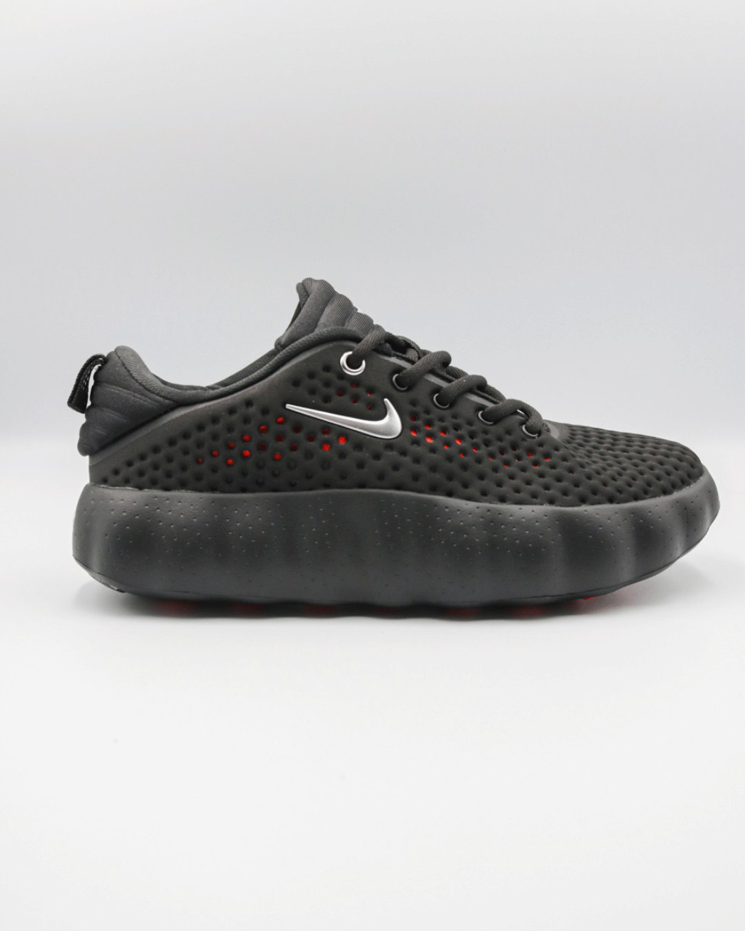 Nike Mind 002 Black/Hyper Crimson