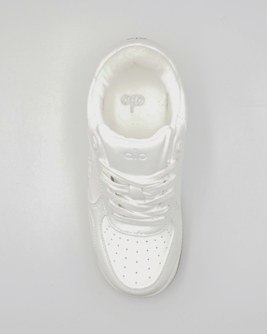 ALO Recovery Mode Natural White/Gum
